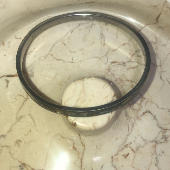 VTG Abalone Inlay & Silver Metal Bangle .2” Width 8” Inside - Picture 2 of 6